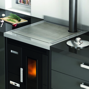 Cucina a Pellet Eva Calor Nina 7,5 kW ad Incasso Nero Goffrato Piano Cottura Metallo - 901658700 - immagine 2
