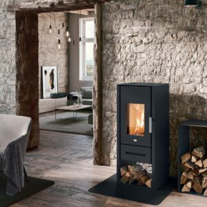 Stufa a legna Eva Calor Livia Ventilata 8,0 Kw Nero – 9016055500