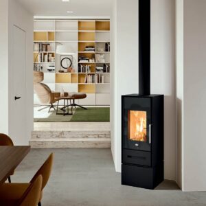 Stufa a legna Eva Calor Regina 8,0 Kw Nero – 9016044300